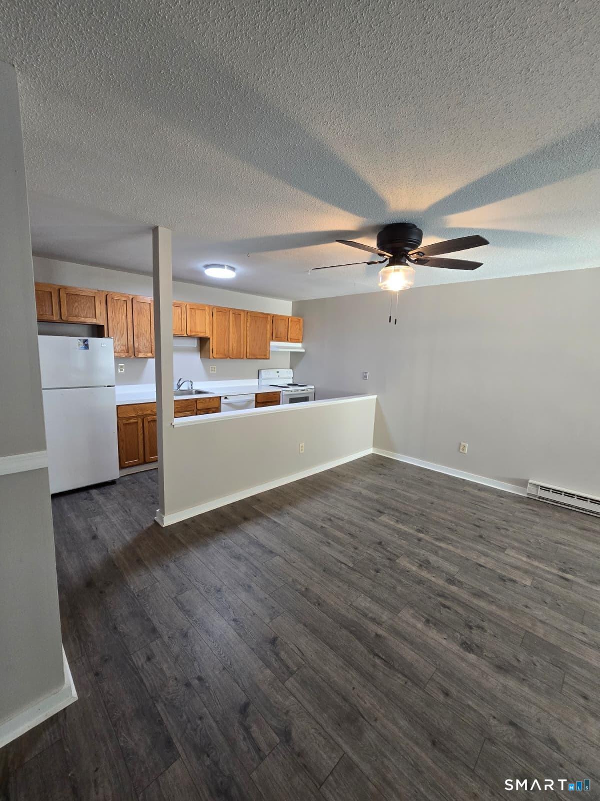 201 College Street, Unit 26 Middletown, CT 06457 - Photo 3 of 13