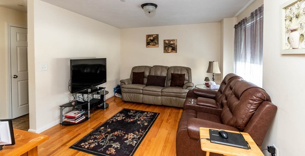 41 Boston Road, Unit 481 Billerica, MA 01862 - Photo 4 of 11