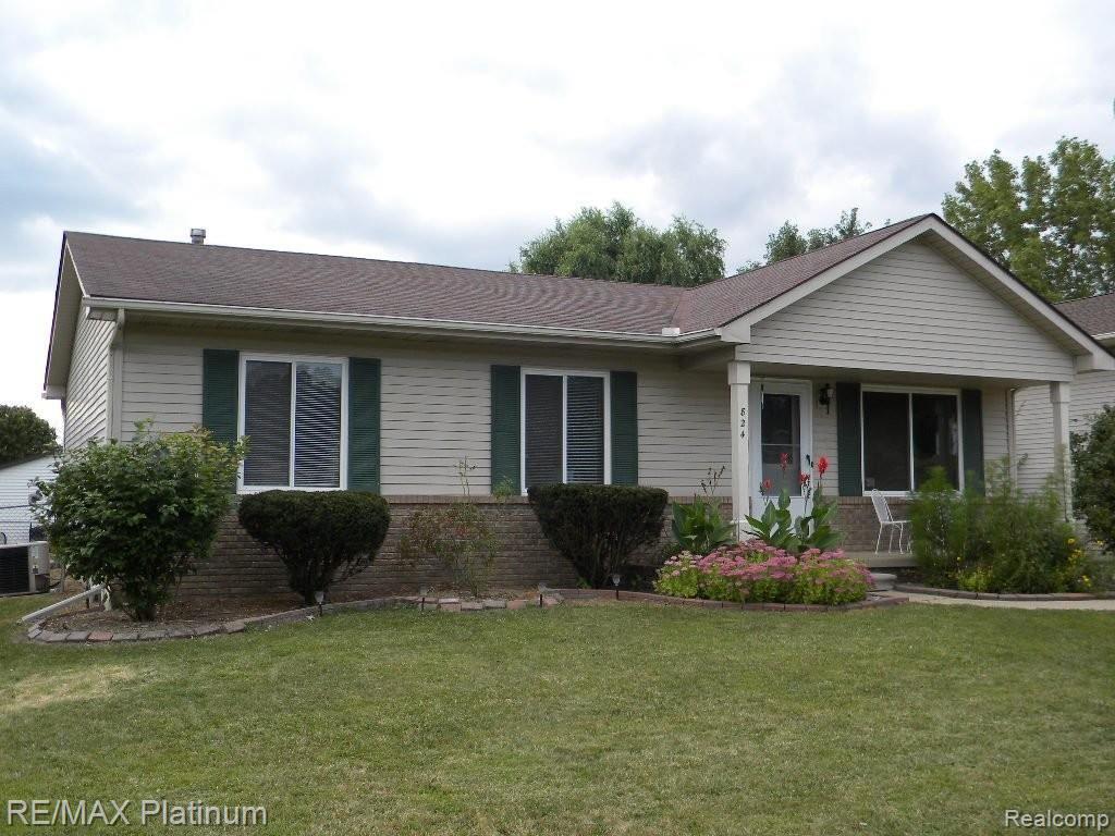 824 Tanager Trail Howell, MI 48843 - Photo 2 of 25 Welcome Home