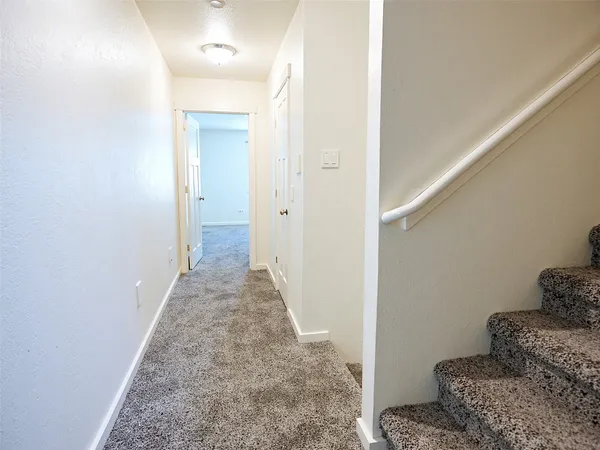 $1,950 | 21155 Gosling Road, Unit 1B, Spring, TX 77388