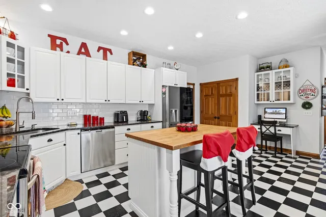 $775,000 | 3270 South County Road 475, Plainfield, IN 46168