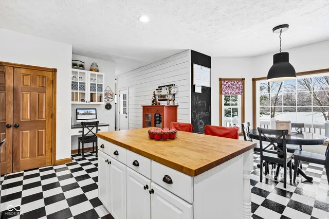 $775,000 | 3270 South County Road 475, Plainfield, IN 46168