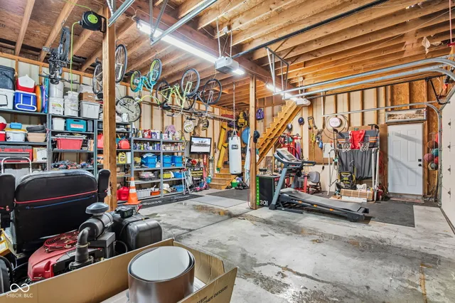 $775,000 | 3270 South County Road 475, Plainfield, IN 46168