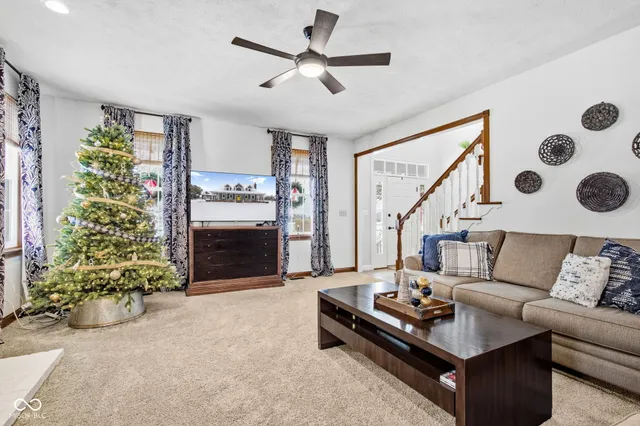 $775,000 | 3270 South County Road 475, Plainfield, IN 46168