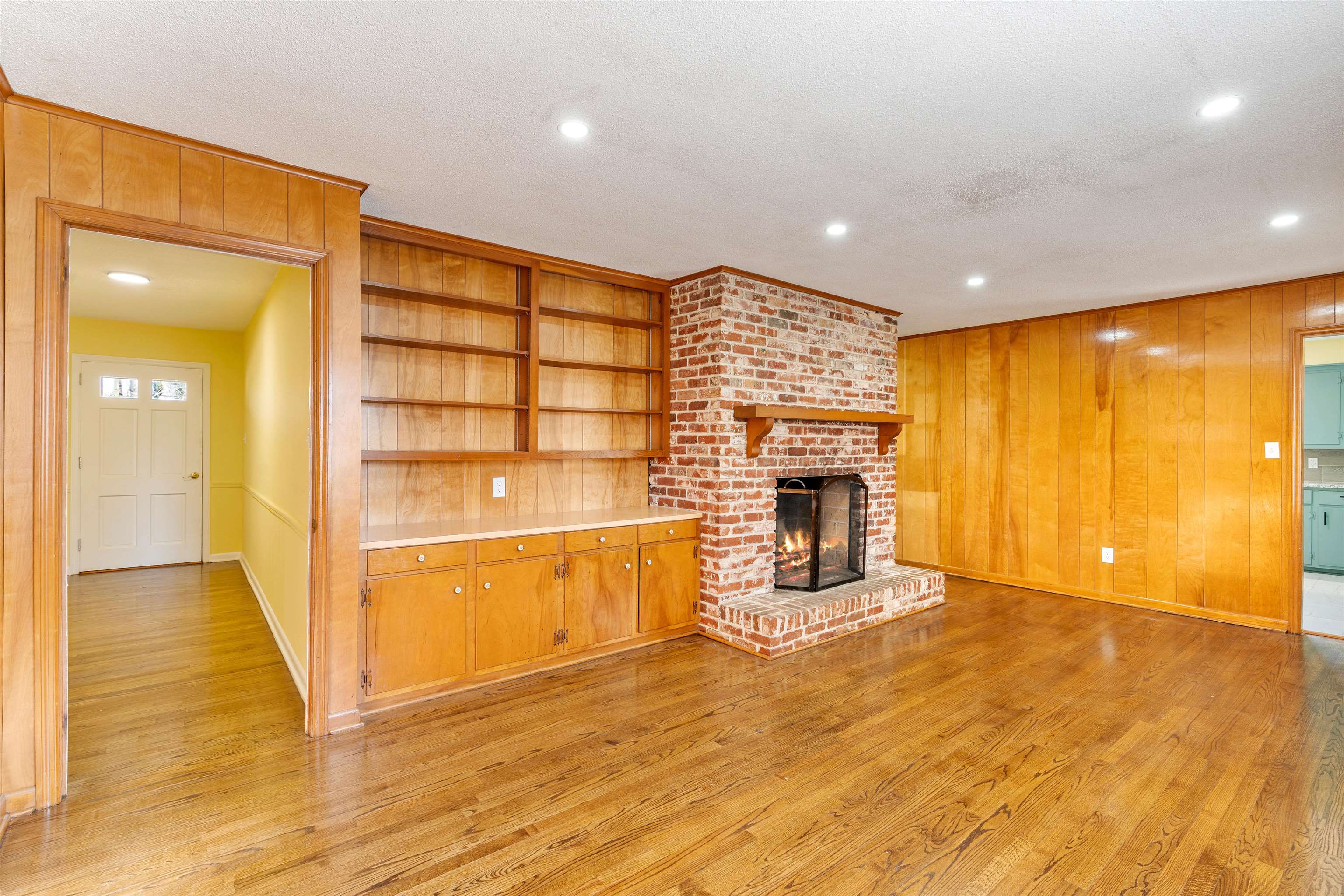 162 Cornelius Road Spartanburg, SC 29301 - Photo 4 of 28 Gallery Image 4