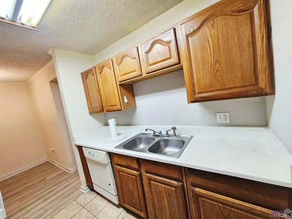$74,900 | 4518 Y A Tittle Avenue, Unit 9, Baton Rouge, LA 70820