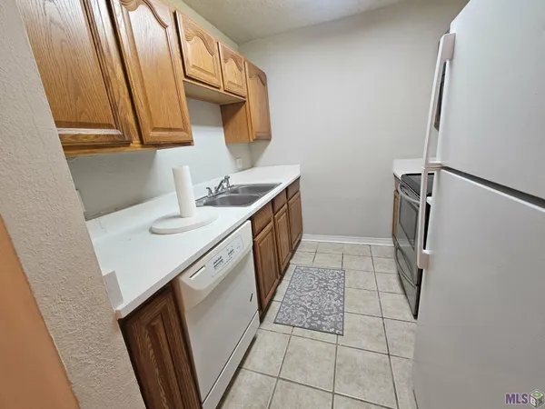 $74,900 | 4518 Y A Tittle Avenue, Unit 9, Baton Rouge, LA 70820
