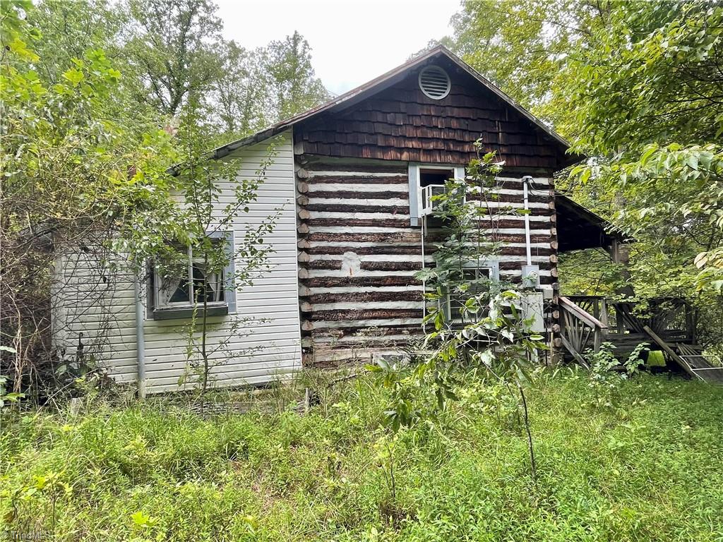 937 Garrett Road Eden, NC 27288 - Photo 3 of 17 Gallery Image 3