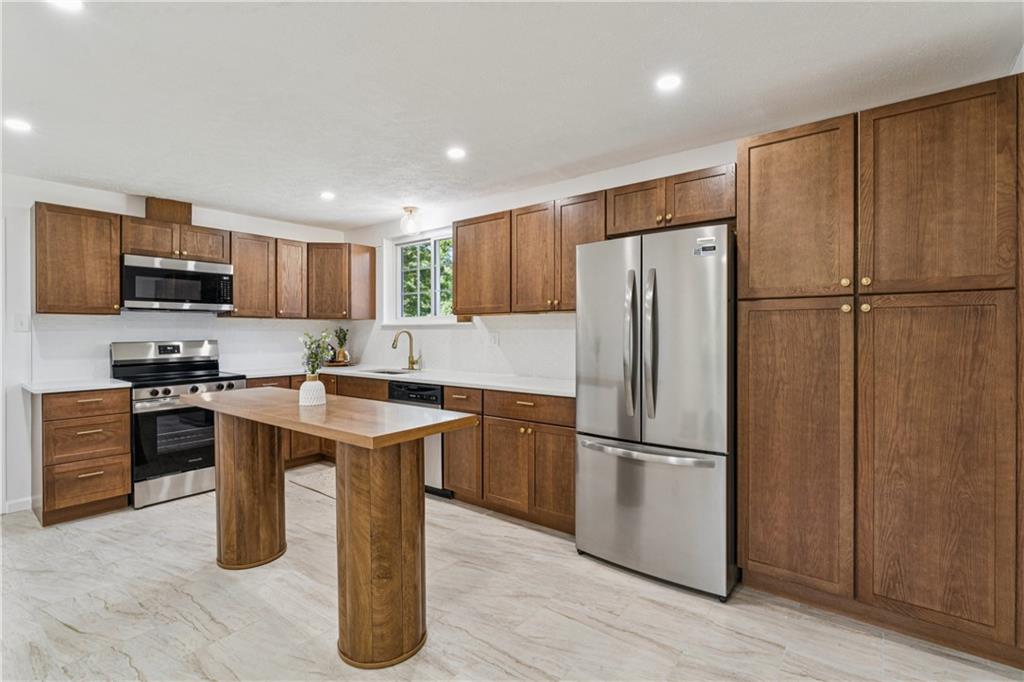 138 Rama Road Beaver Falls, PA 15010 - Photo 15 of 40
