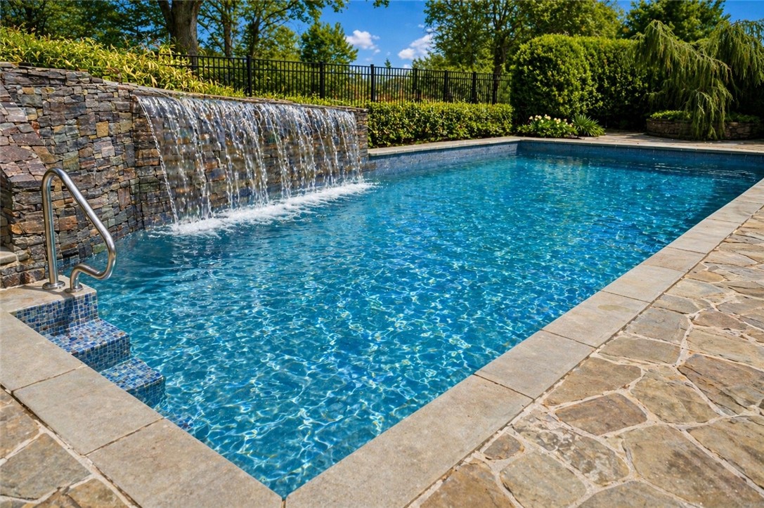 18 East Hills Road Westerly, RI 02891 - Photo 13 of 50