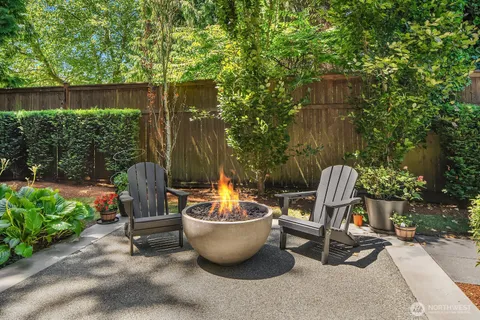 $4,378,000 | 10856 Northeast 12th Street, Bellevue, WA 98004