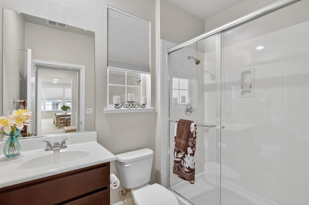 211 Rochdale Street Roseville, CA 95661 - Photo 22 of 66