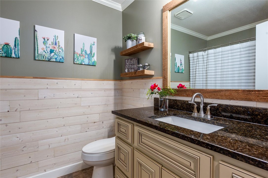 119 Green Ridge Drive Moore, SC 29369 - Photo 23 of 34 Lovely hall bathroom