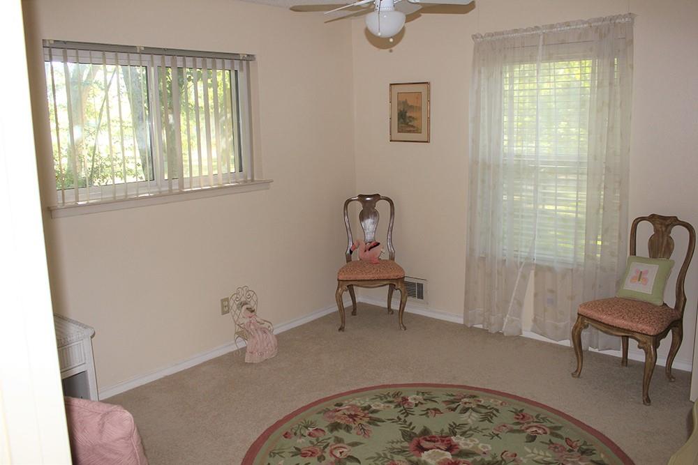 8473 Stults Road Dallas, TX 75243 - Photo 8 of 11 Gallery Image 8