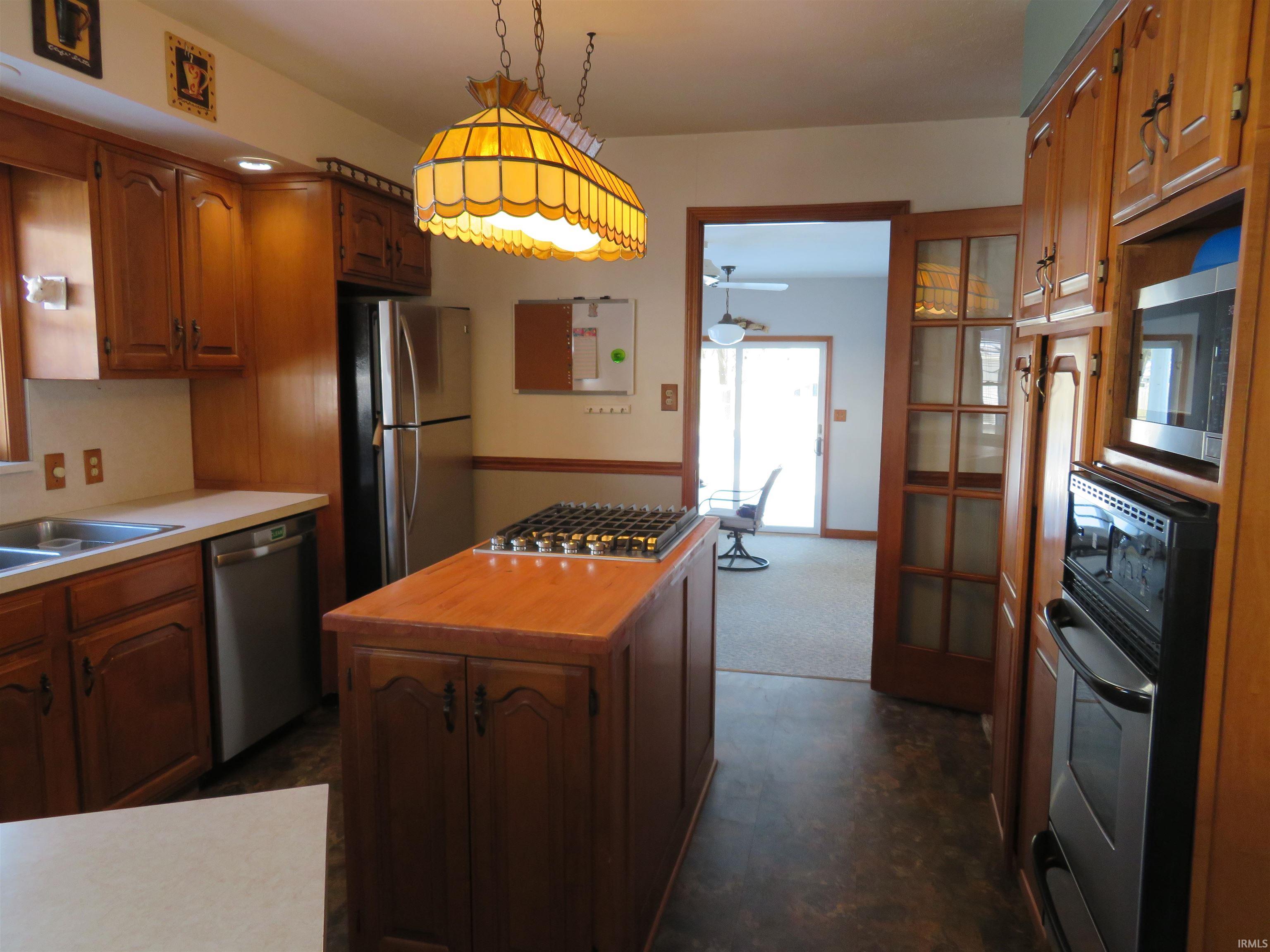211 West Section Street Milford, IN 46542 - Photo 3 of 36