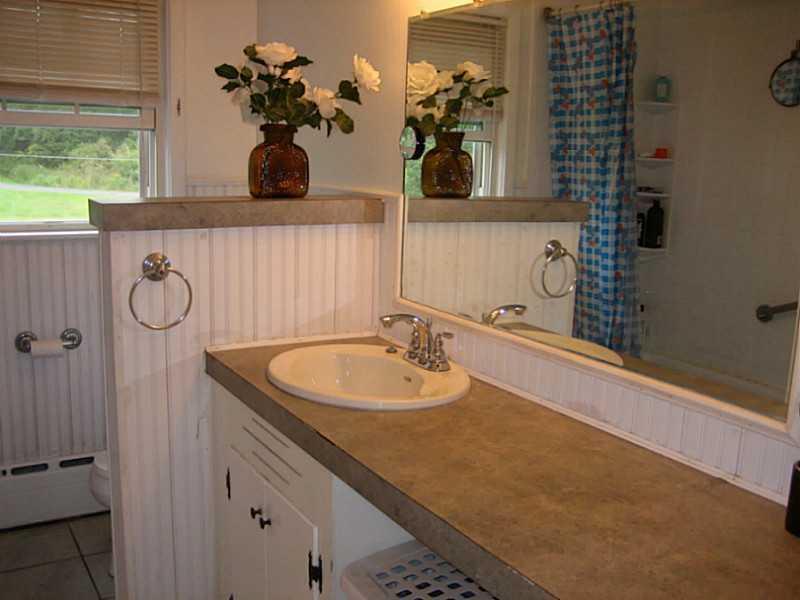 169 Mosher Road Gorham, ME 04038 - Photo 15 of 15 Bathroom.