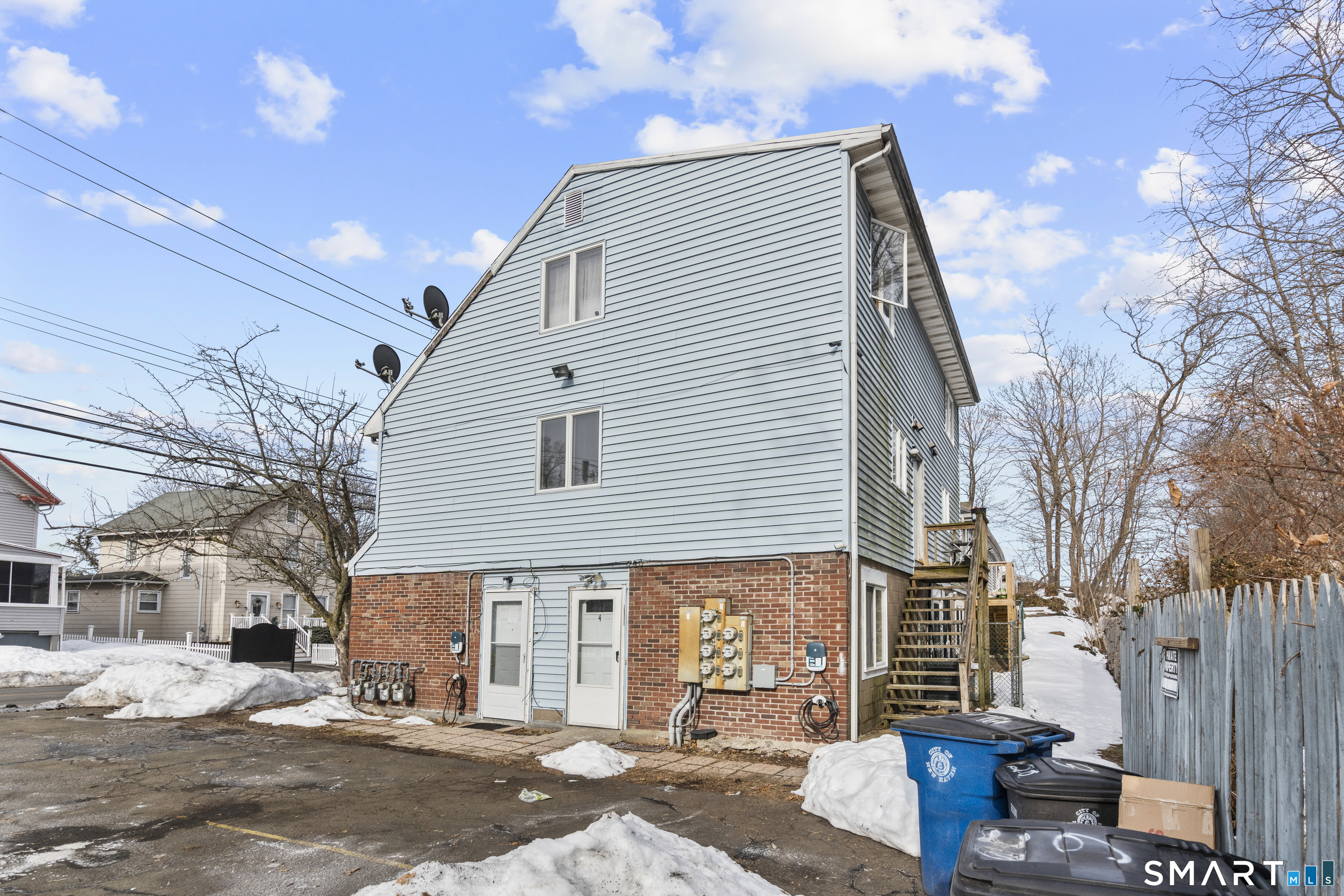 20 Warwick Street New Haven, CT 06513 - Photo 12 of 20 a view of a street with a building
