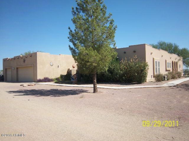 22408 West Peak View Road Wittmann, AZ 85361 - Photo 3 of 22 Side of home
