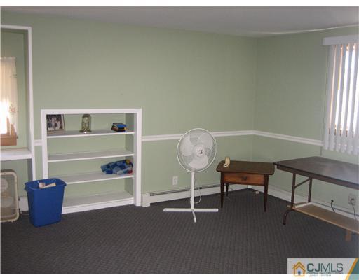 16 Altamont Road Edison, NJ 08817 - Photo 10 of 16