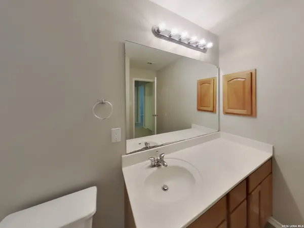 $2,239 | 517 Zapata Circle, New Braunfels, TX 78130