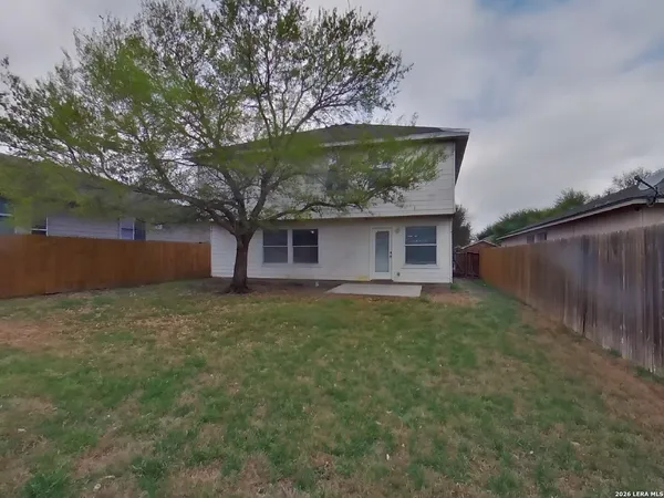 $2,239 | 517 Zapata Circle, New Braunfels, TX 78130