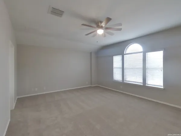 $2,239 | 517 Zapata Circle, New Braunfels, TX 78130