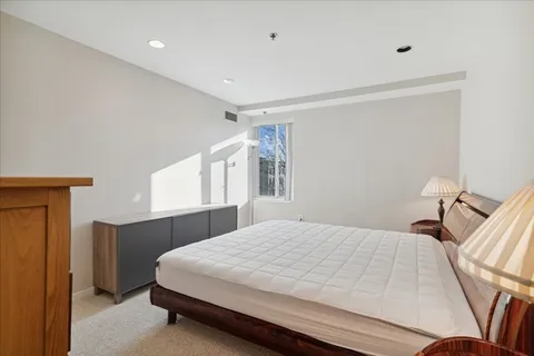 $795,000 | 950 Massachusetts Avenue, Unit 417, Cambridge, MA 02139