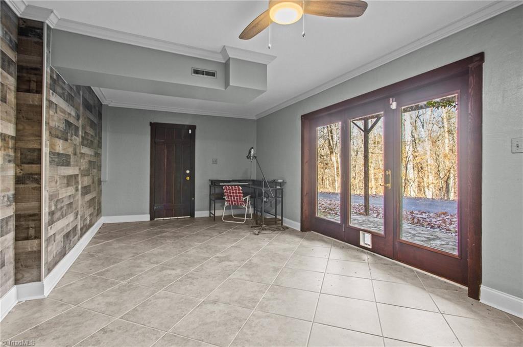6198 Narrow Way Lane Rural Hall, NC 27045 - Photo 28 of 39 Gallery Image 28
