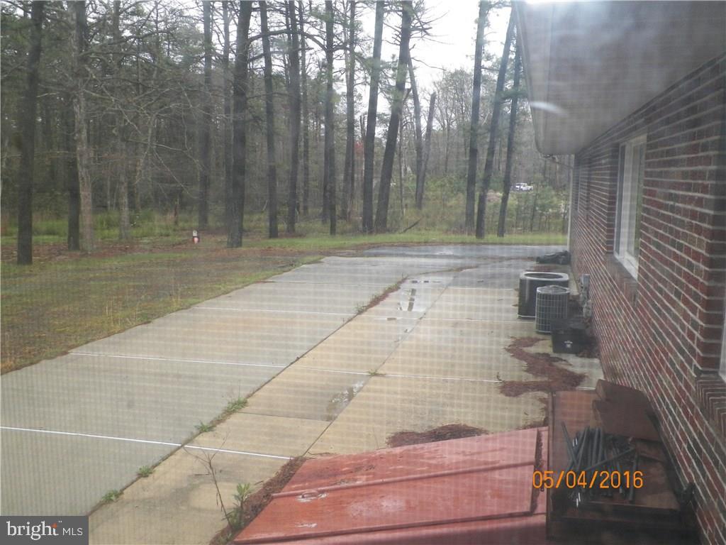 940 Nugentown Road Tuckerton, NJ 08087 - Photo 12 of 26 Gallery Image 12