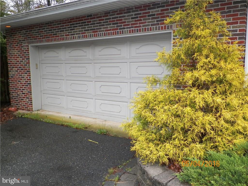 940 Nugentown Road Tuckerton, NJ 08087 - Photo 5 of 26 Gallery Image 5