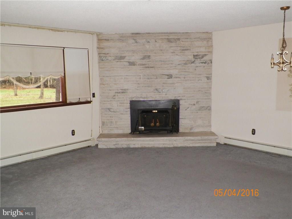 940 Nugentown Road Tuckerton, NJ 08087 - Photo 7 of 26 Gallery Image 7