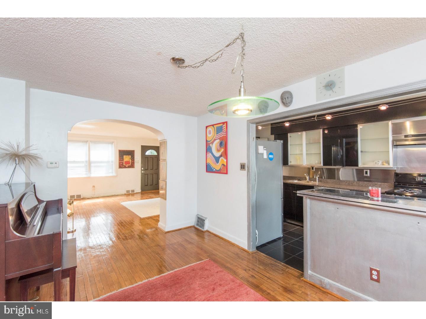 7513 Sherwood Road Philadelphia, PA 19151 - Photo 8 of 25 Gallery Image 8