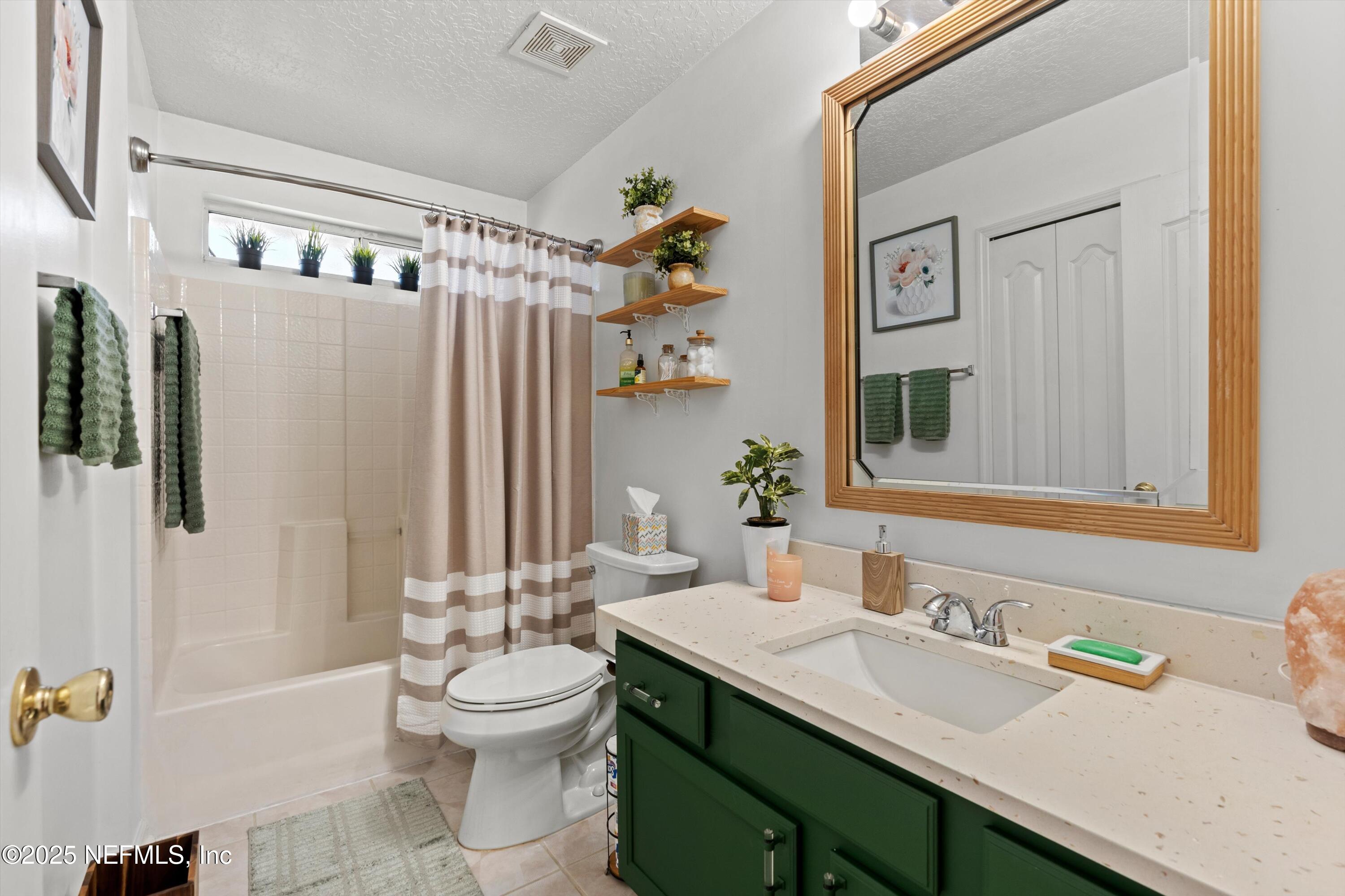 9768 Cedar Ridge Drive West Jacksonville, FL 32221 - Photo 23 of 34 Guest Bathroom