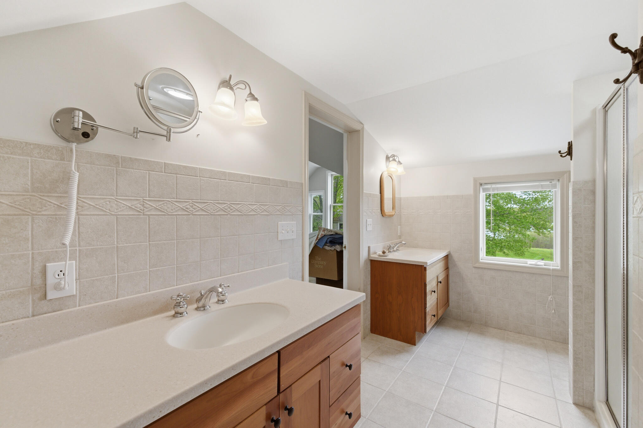 124 Phipps Point Road Woolwich, ME 04579 - Photo 55 of 89 Primary bath en suite