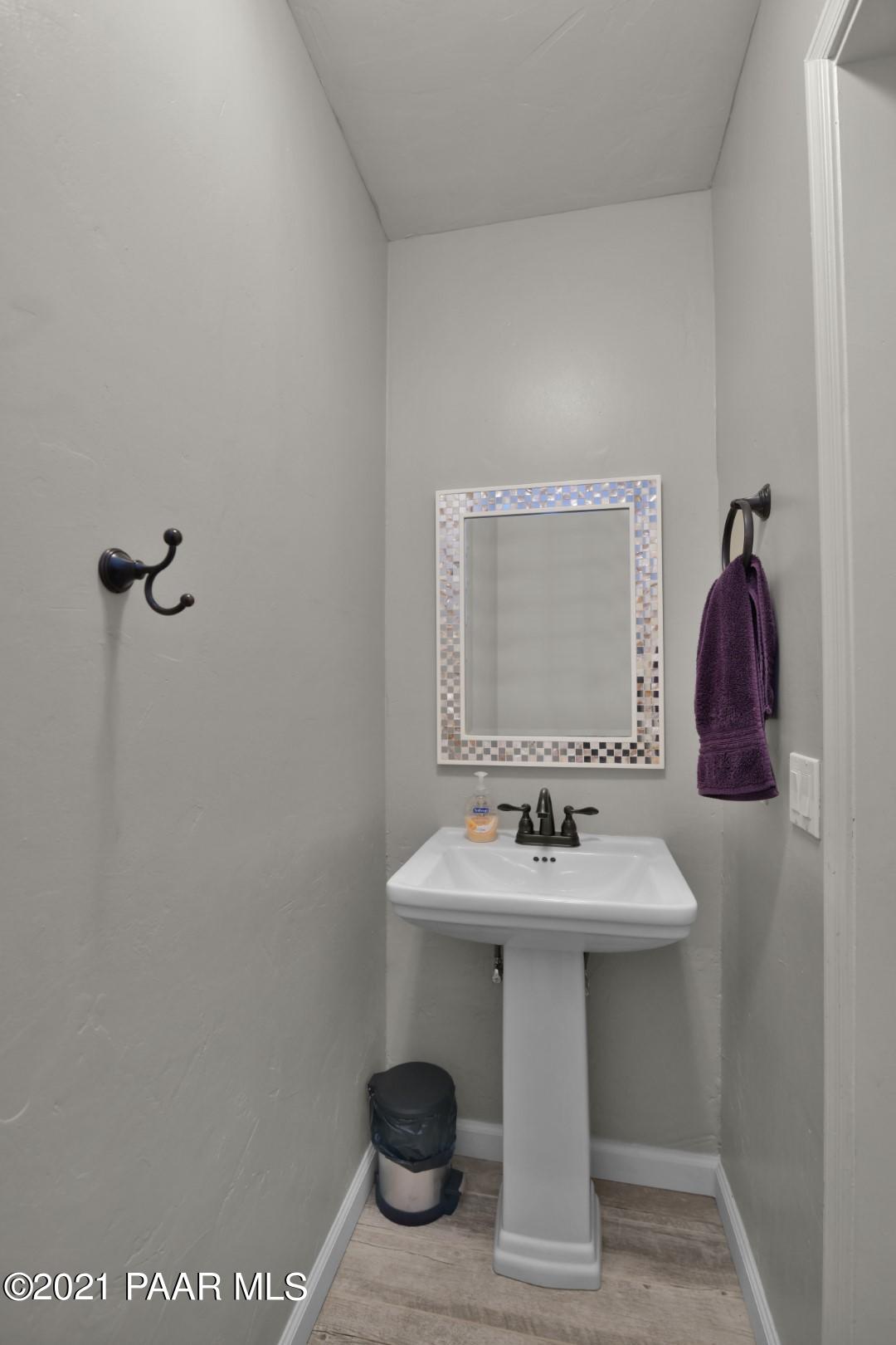 1581 Eagle Ridge Road Prescott, AZ 86301 - Photo 29 of 65 Downstairs Bath