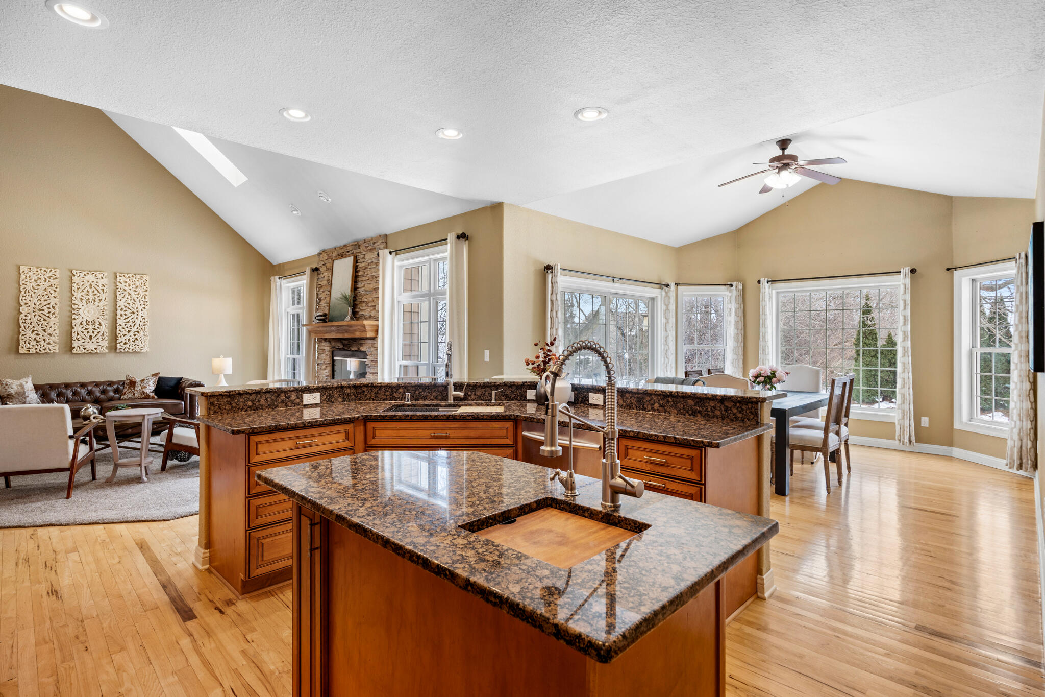 N97W14613 Rimrock Road Germantown, WI 53022 - Photo 15 of 55 N97W14613 Rimrock Rd, Germantown-12