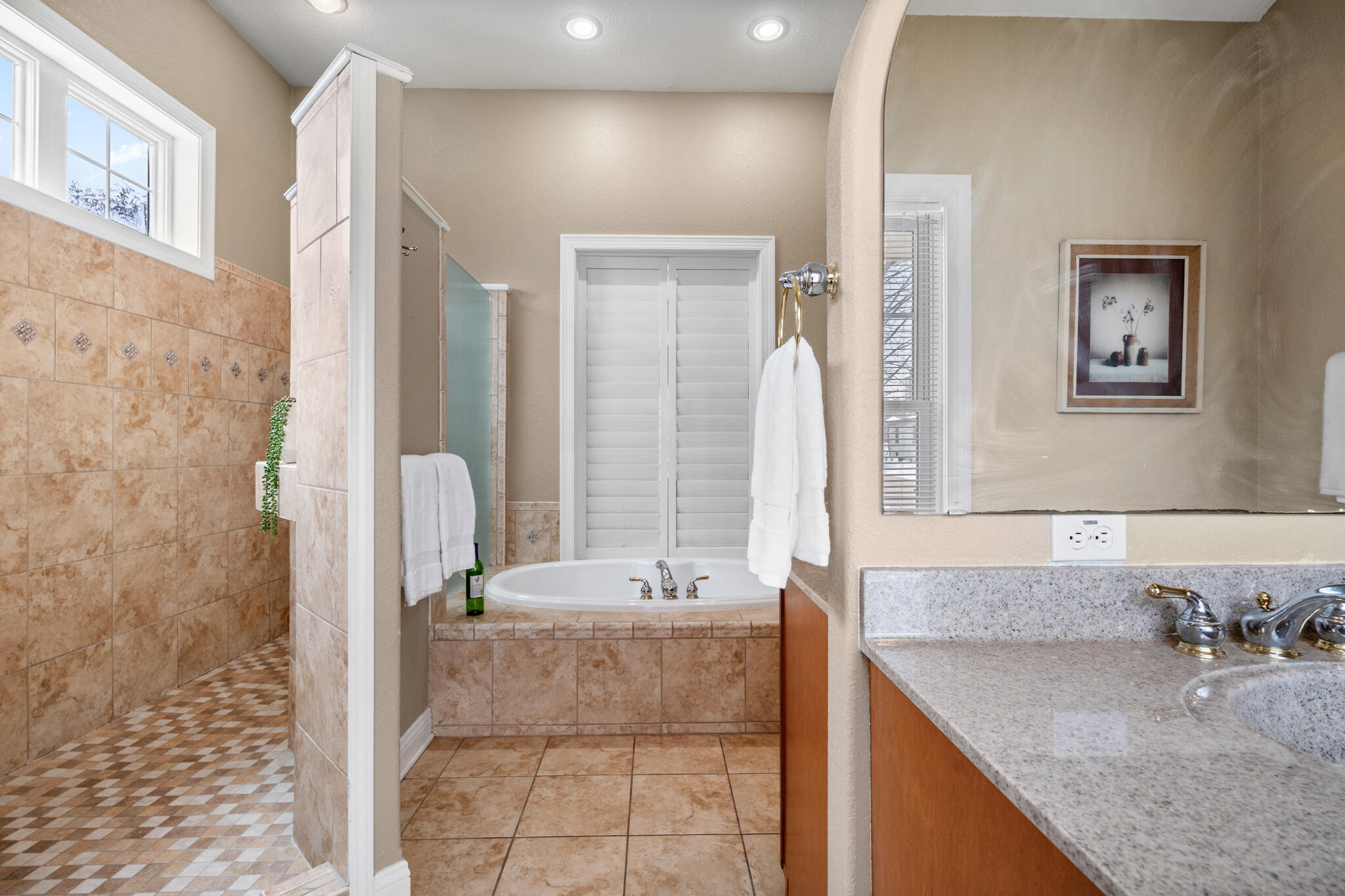 N97W14613 Rimrock Road Germantown, WI 53022 - Photo 28 of 55 N97W14613 Rimrock Rd, Germantown-25