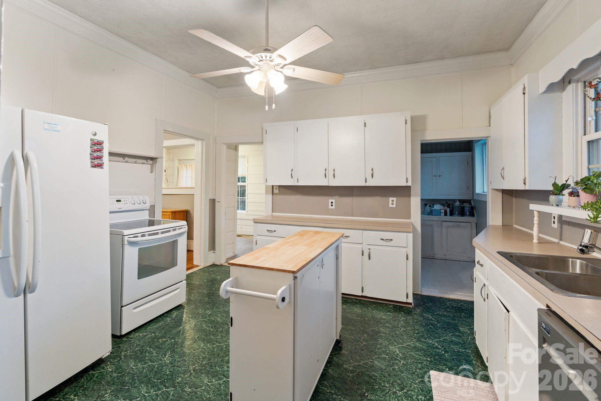 6921 Harmony Grove Road Nebo, NC 28761 - Photo 8 of 21
