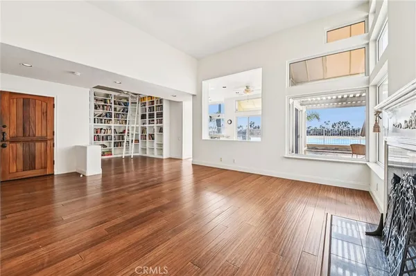 $2,100,000 | 5812 Spinnaker Bay Drive, Long Beach, CA 90803