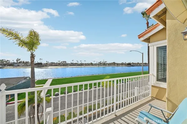 $2,100,000 | 5812 Spinnaker Bay Drive, Long Beach, CA 90803