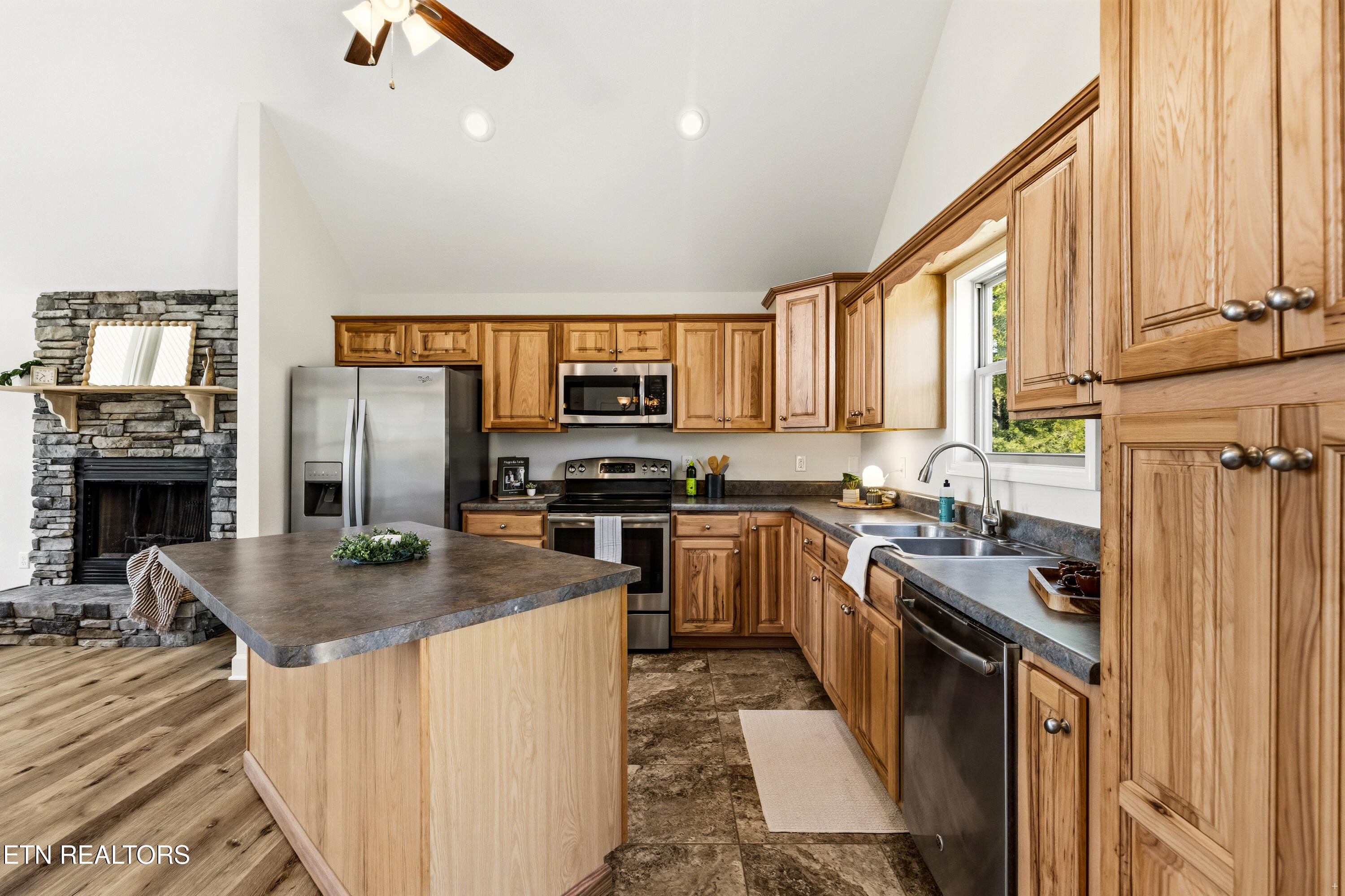 1462 Sandy Ridge Road Dandridge, TN 37725 - Photo 10 of 28 Positive Perceptions-10