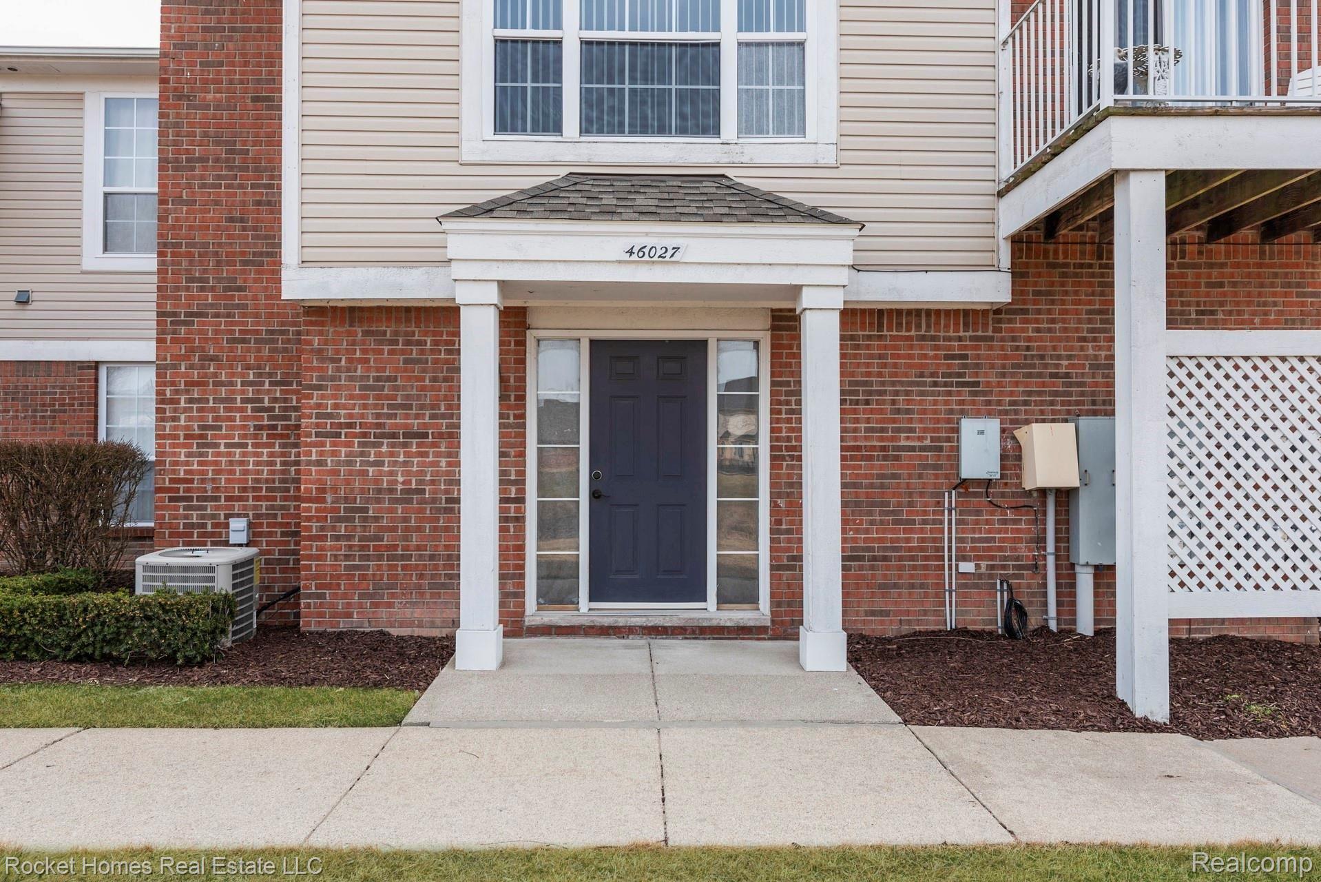 46027 Rhodes Drive, Unit 283 Macomb, MI 48044 - Photo 1 of 36 002-photo-front-view-9051557.jpg