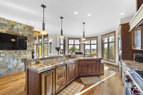 $3,995,000 | 291 White Water Drive, Donnelly, ID 83615