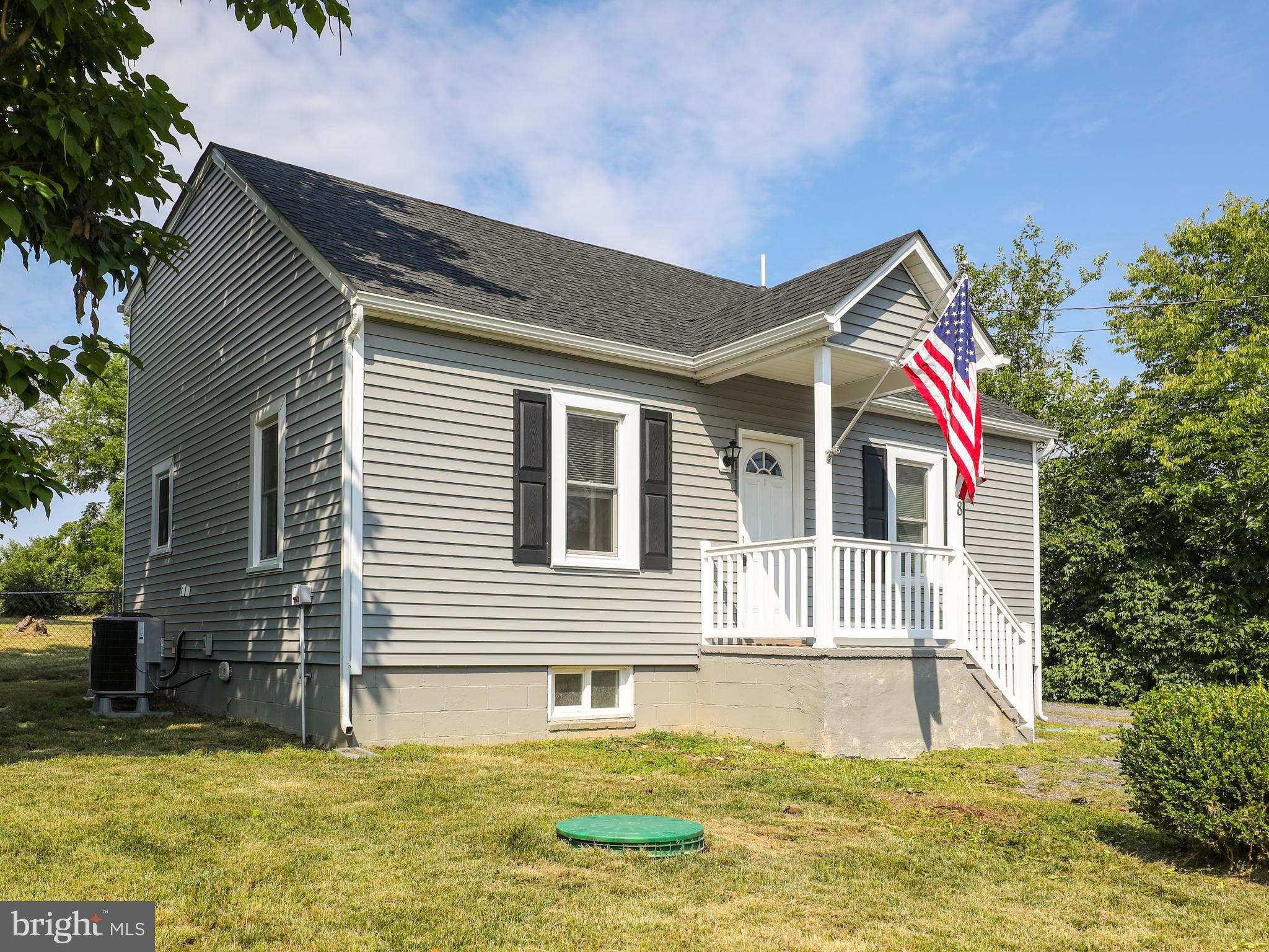 3318 Papermill Road Winchester, VA 22602 - Photo 4 of 33 Gallery Image 4