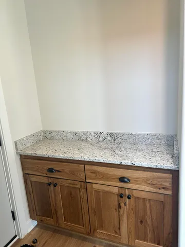 $619,900 | N684 South Hickory Hills Drive, Oconomowoc, WI 53066