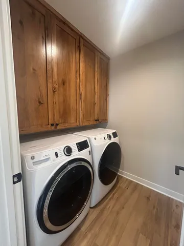 $619,900 | N684 South Hickory Hills Drive, Oconomowoc, WI 53066