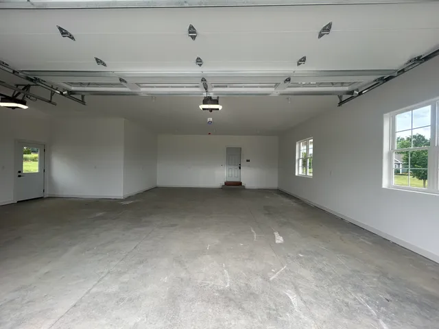 $619,900 | N684 South Hickory Hills Drive, Oconomowoc, WI 53066