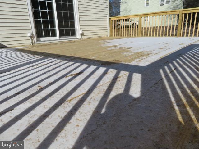 506 Faraday Road Hockessin, DE 19707 - Photo 23 of 25 Rear Deck