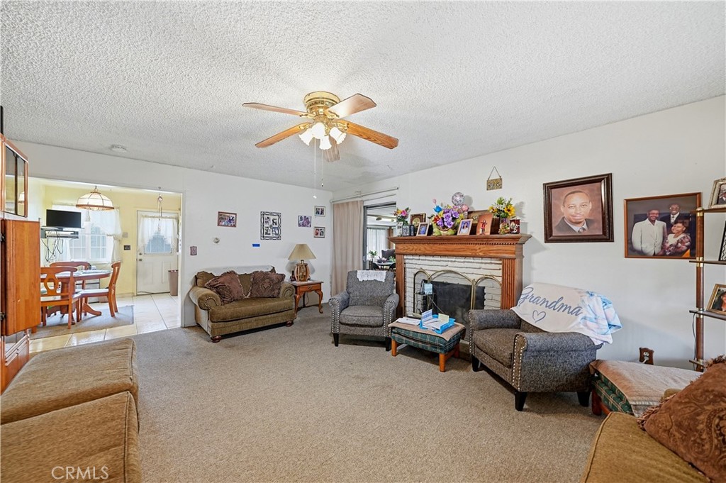 2731 West Victoria Street Rialto, CA 92376 - Photo 9 of 42