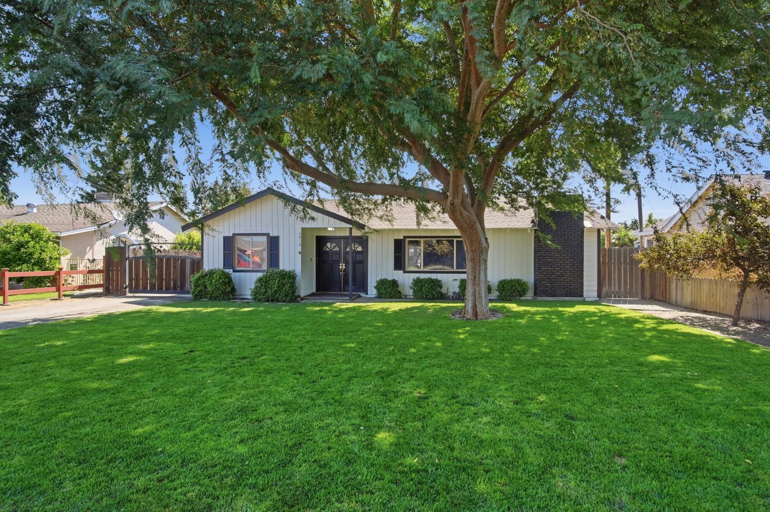 3010 Lester Road Denair, CA 95316 - Photo 1 of 33